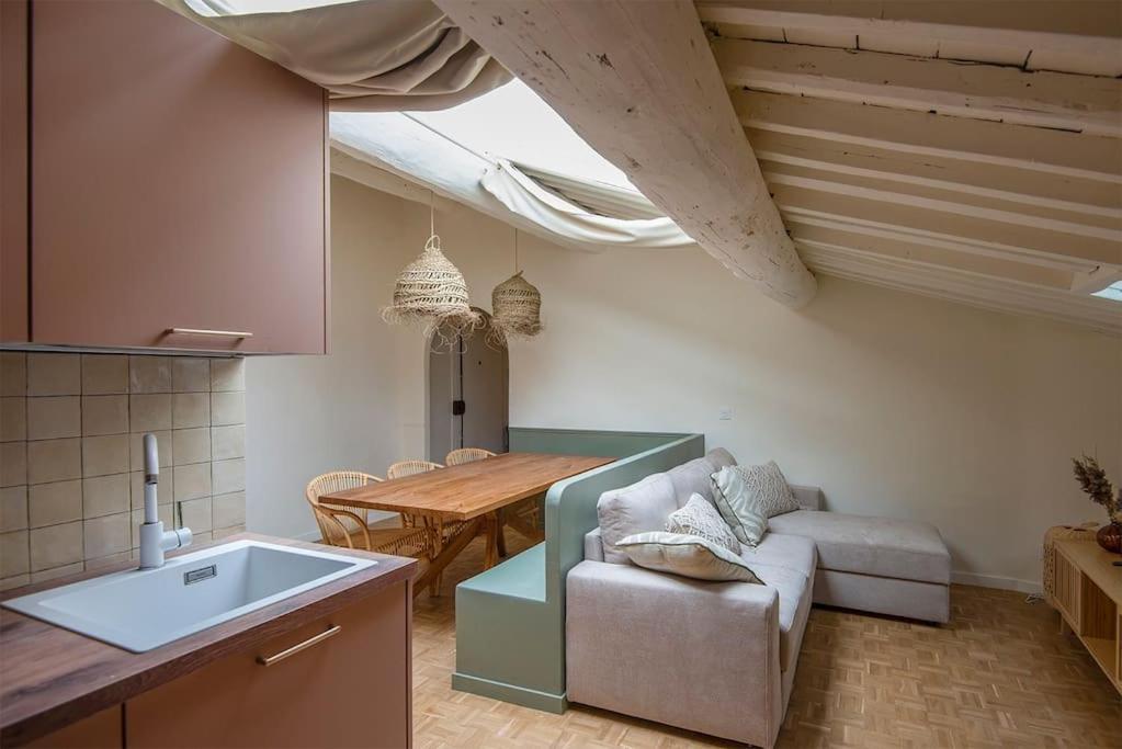 Cozy Love Nest Near The Old Port マルセイユ 部屋 写真